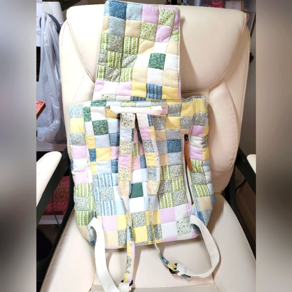 Patchwork Quilted Multicolor Women's Backpack - Picture 7 of 12